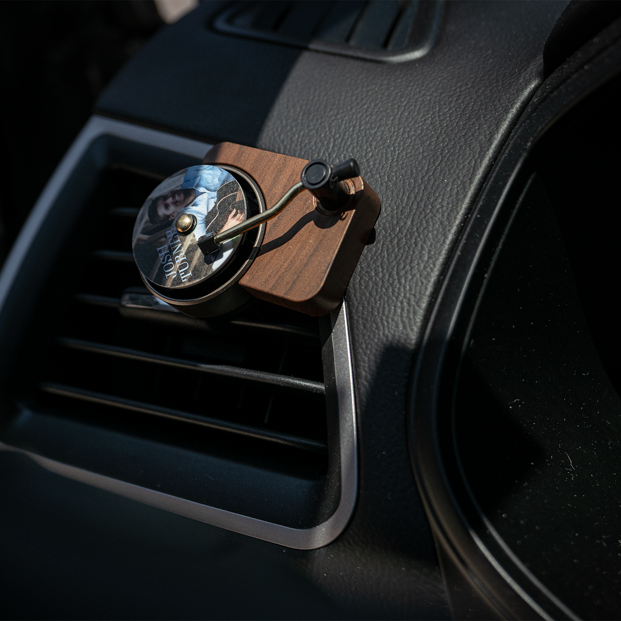 (PRE-ORDER) Vinyl Record Air Freshener